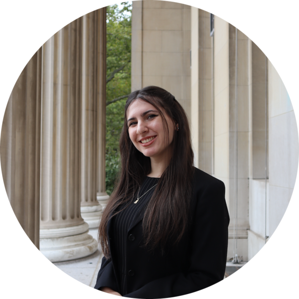 Go to the profile of Eliana Steele