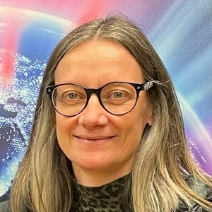 Go to the profile of Lisa Hodgkinson