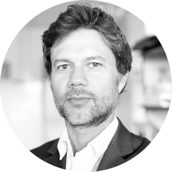 Go to the profile of Dr András Lakatos