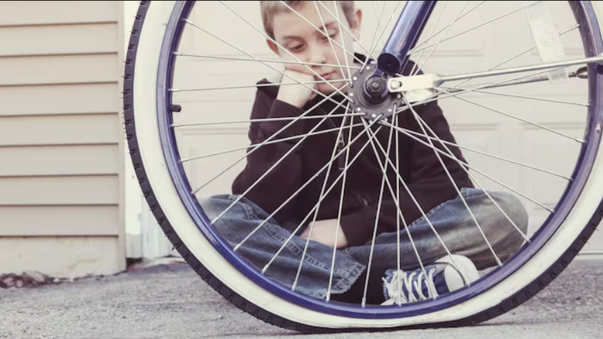 Hub and Spoke: an unhealthy delay to a lifeline for pharmacy