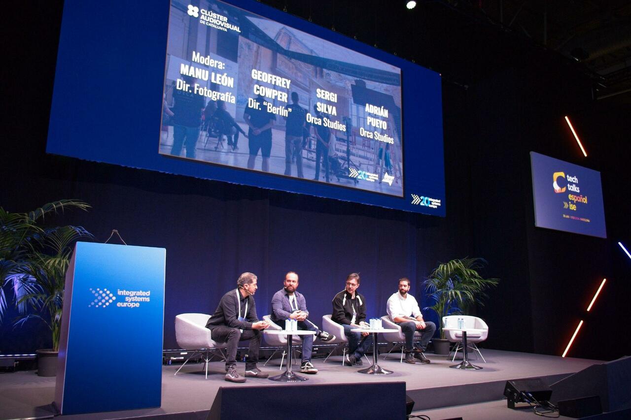 ¿Qué tienen en común la salida del sol, una pantalla LED y un técnico TI? 