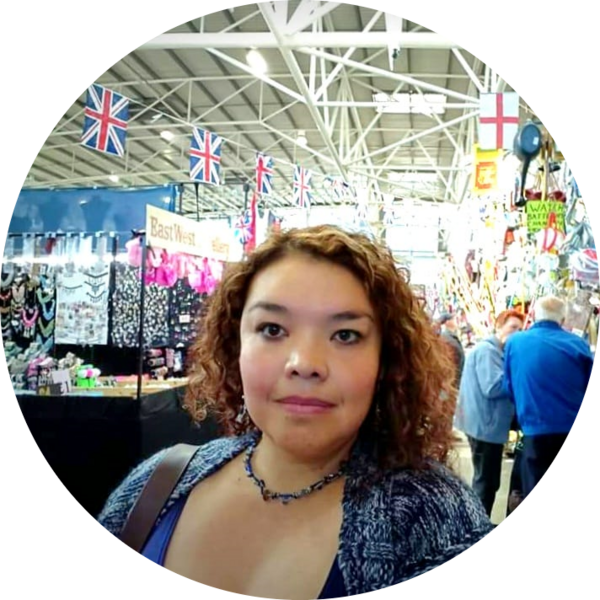 Go to the profile of Angelica Bobadilla