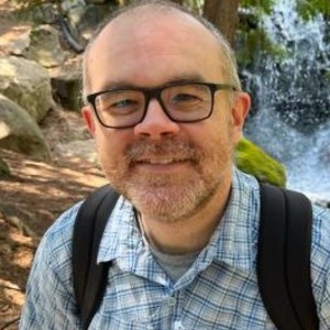 Go to the profile of Chris