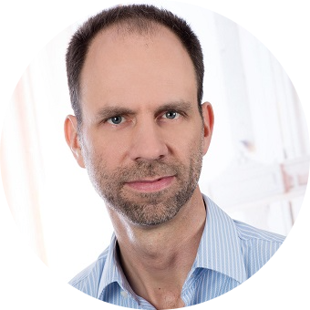 Go to the profile of Robert Wagner