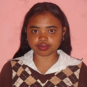 Go to the profile of RAKOTOARISOA Rojotiana Naval