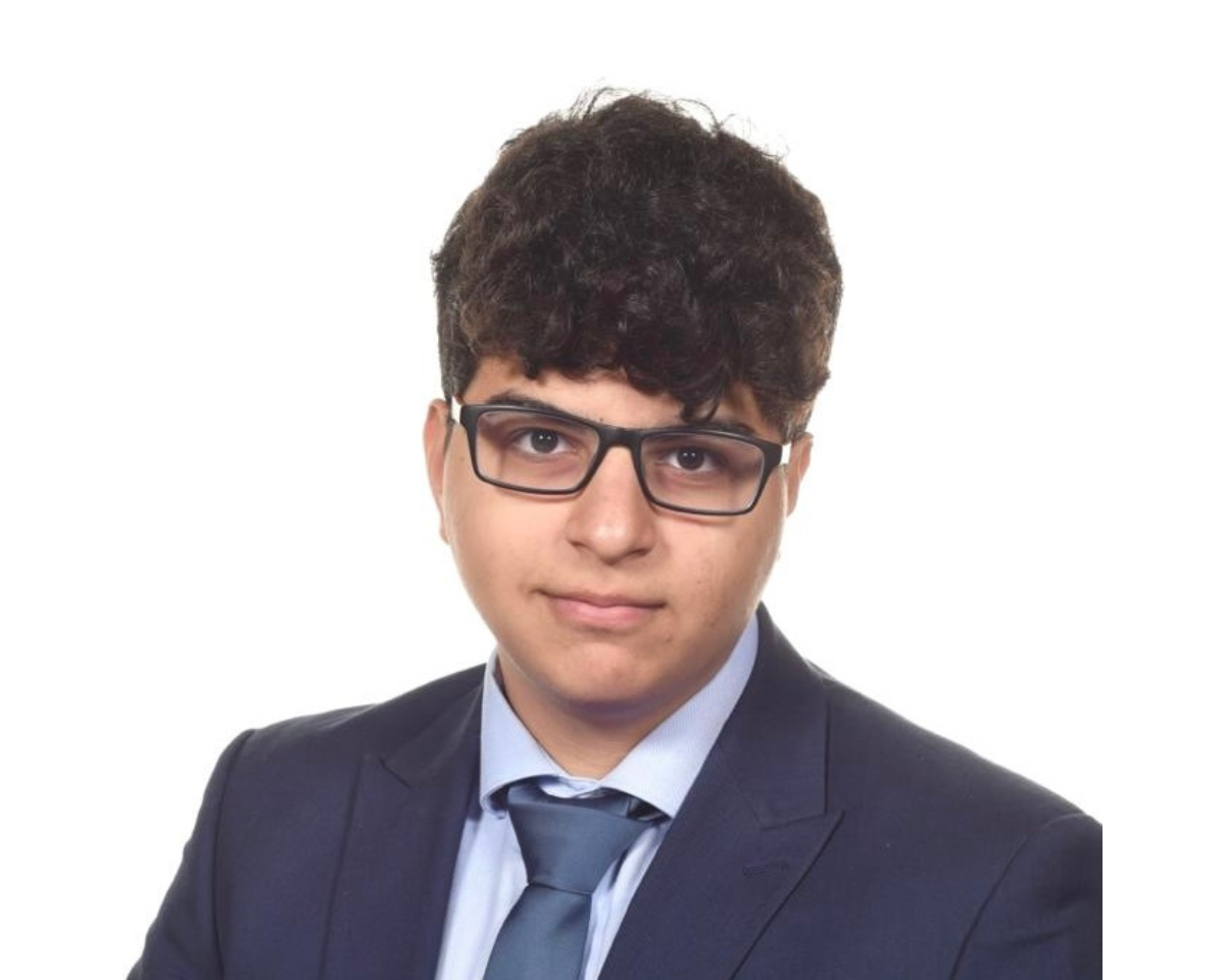 Teen tech whizz hailed ‘amazing’ by contractors after ‘maximising their profits’