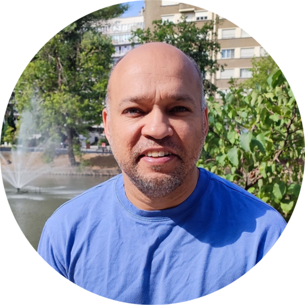 Go to the profile of Felipe Ennes Silva