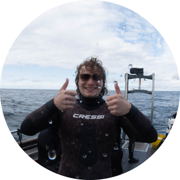 Go to the profile of Neo Channing