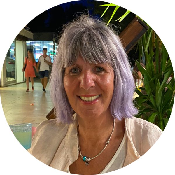 Go to the profile of Carol