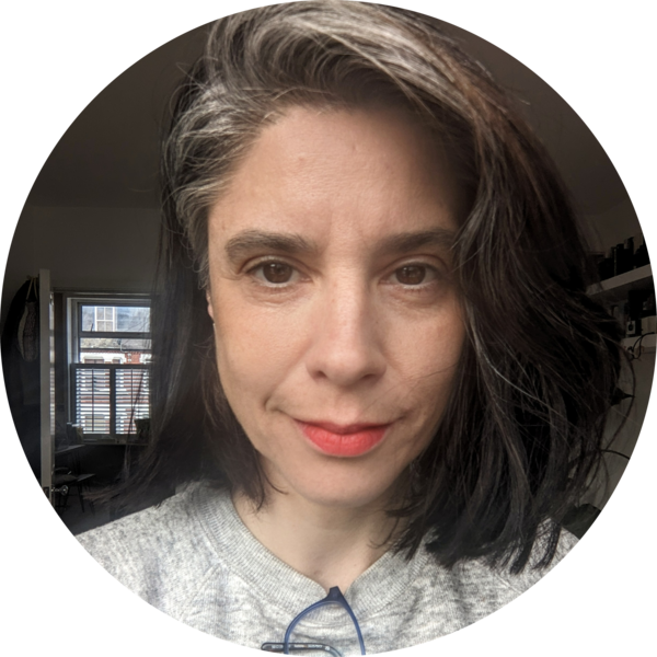 Go to the profile of Olivia Bellas