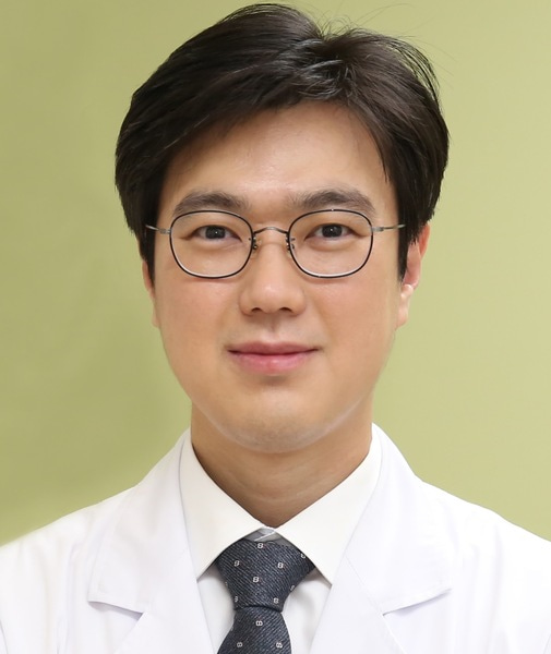 Go to the profile of Junyeop Lee