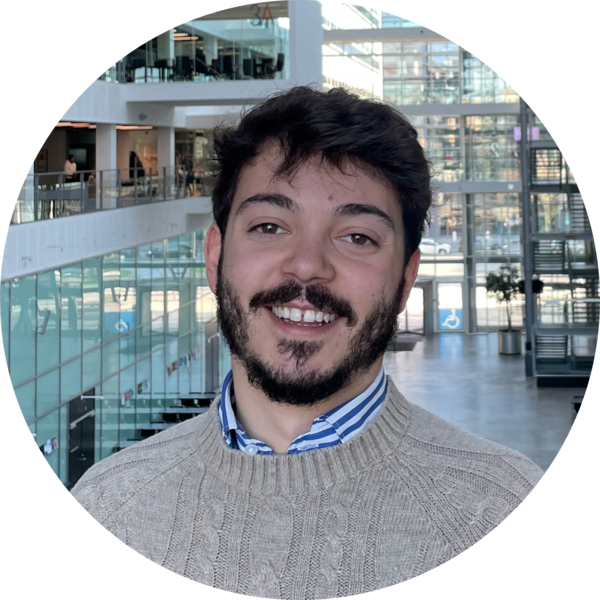 Go to the profile of Lucio La Cava