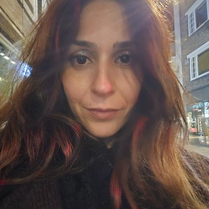 Go to the profile of Lucy Tavitian