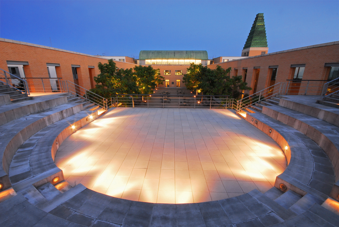 Distinguished Speaker Seminar series: Better leadership for a better world