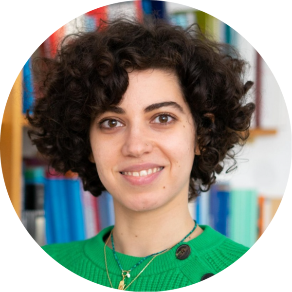 Go to the profile of Léa Nacache