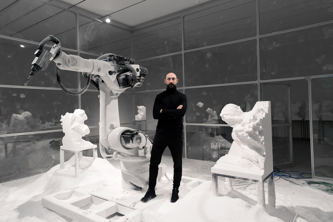 Quayola fusionará arte y tecnología en Casa Batlló previo a ISE 2025