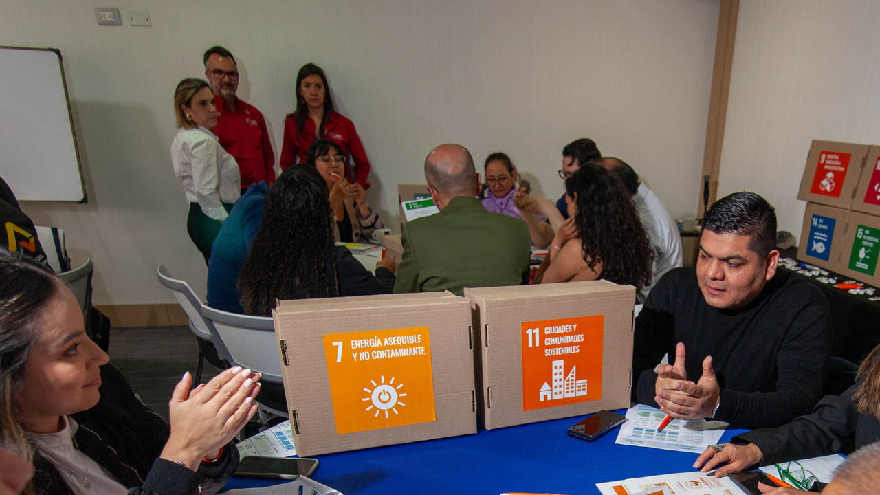 De la palabra a la acción: BRCO, el especialista en cuartos de control, logra la certificación SAVe como muestra de su compromiso con la sostenibilidad