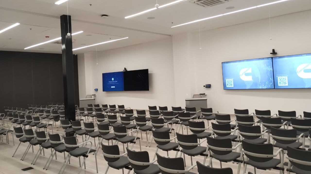 Salas colaborativas e padronização: a transformação dos espaços da Cummins