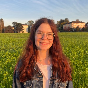 Go to the profile of Amélie Coulon