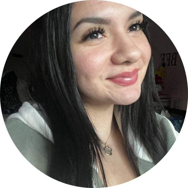 Go to the profile of Laura Hernandez