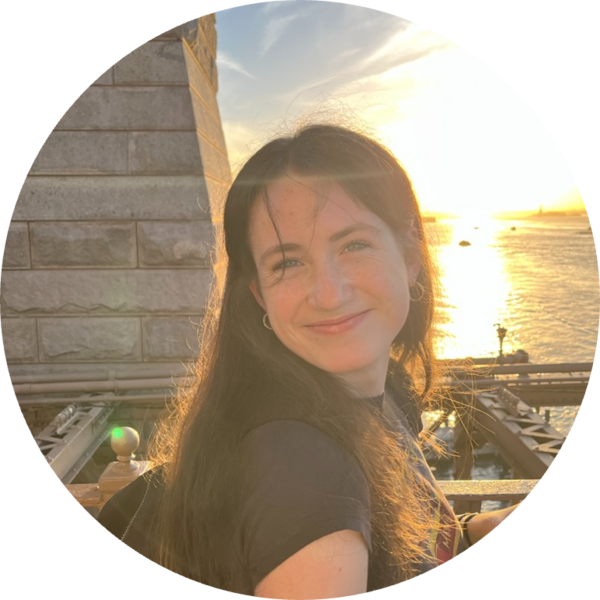 Go to the profile of Lilah Williamson