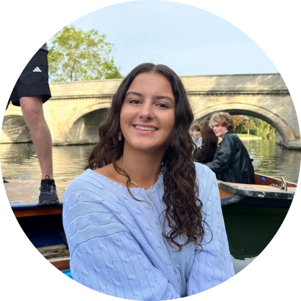 Go to the profile of saskia johnson