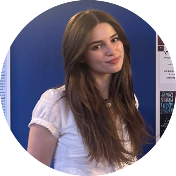 Go to the profile of Lia Iannarilli