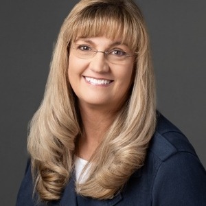 Go to the profile of Lisa McGarity