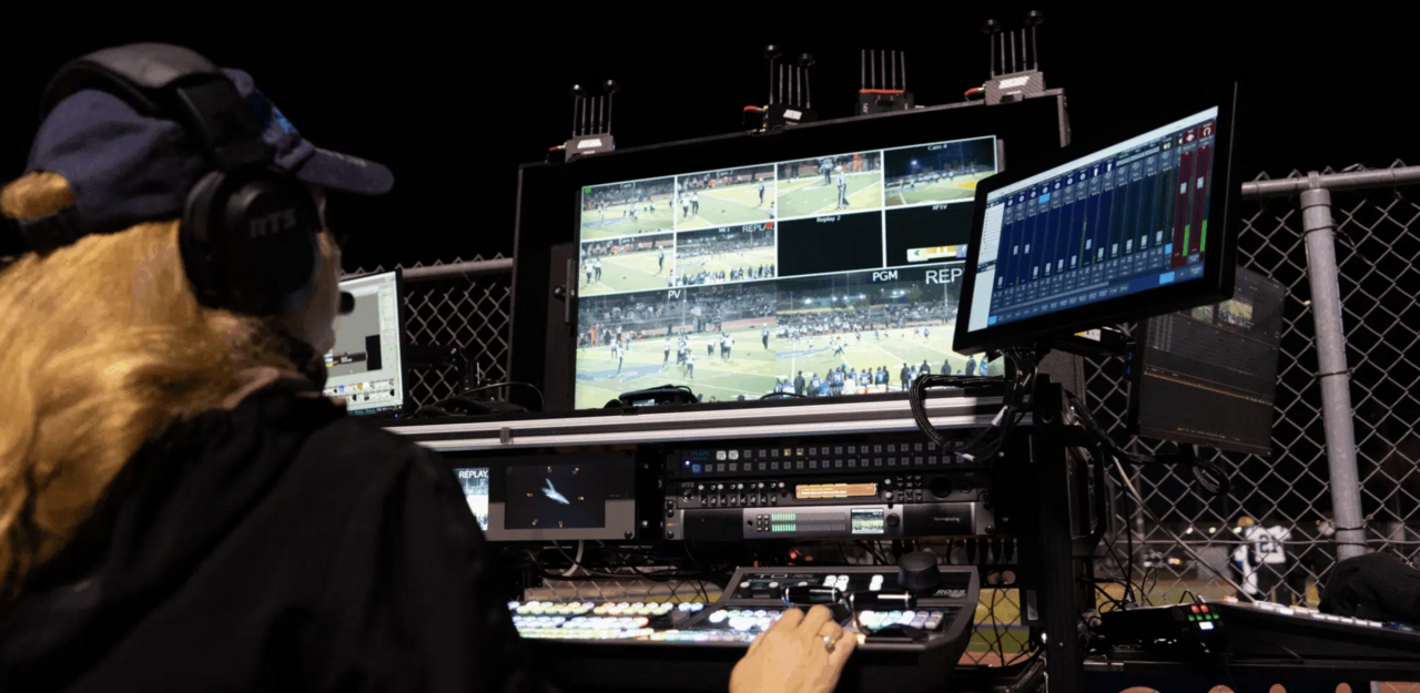  Pasadena Unified School District Builds Student-Operated Flypack to Power Community Engagement 