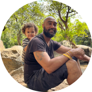 Go to the profile of Mwisho