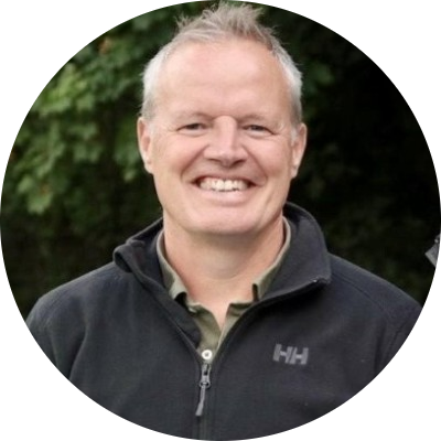 Go to the profile of Darren Thomas