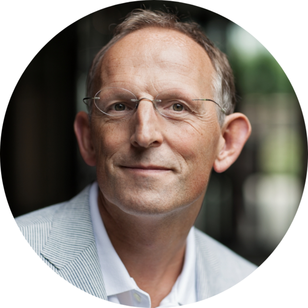 Go to the profile of Jack J. Middelburg