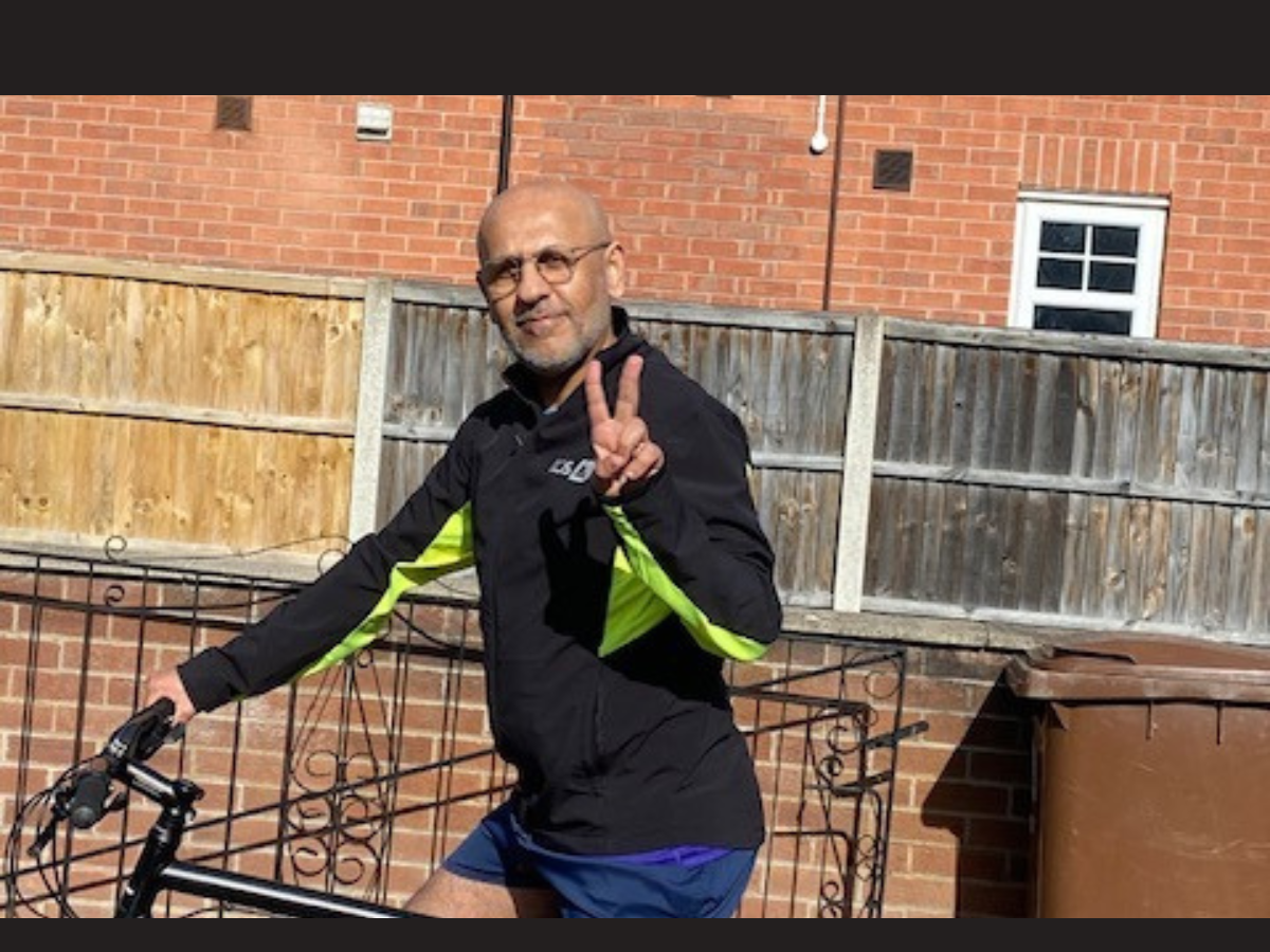 Fasting pharmacist raises money for Gaza during Ramadan with a 450km bike challenge