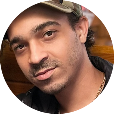 Go to the profile of Jonathon Diaz