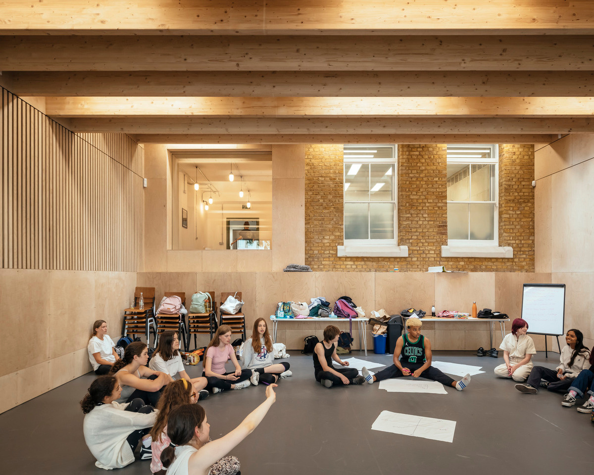 DSDHA: Being a good ancestor