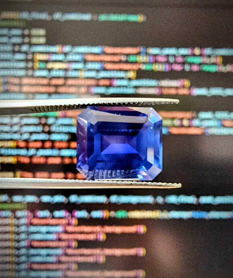GEMTELLIGENCE: Accelerating gemstone classification with deep learning