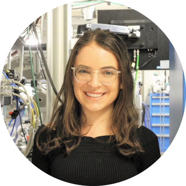 Go to the profile of Clara L. Silva