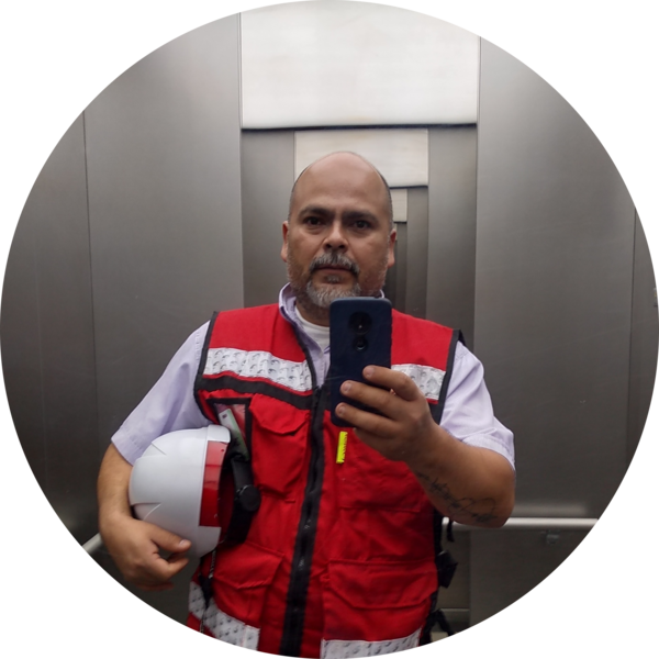 Go to the profile of Ricardo Reyes