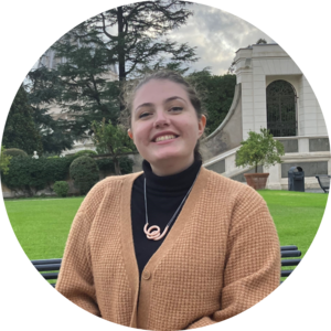 Go to the profile of Alexandra Holmes