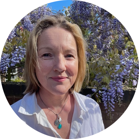 Go to the profile of Emma Juhasz