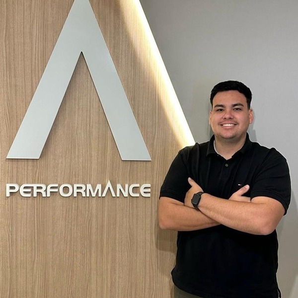 Go to the profile of Heitor Cavalari