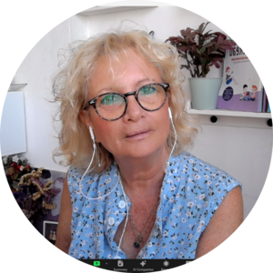 Go to the profile of Daniella De Winter