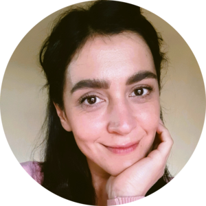 Go to the profile of Julieta Carril