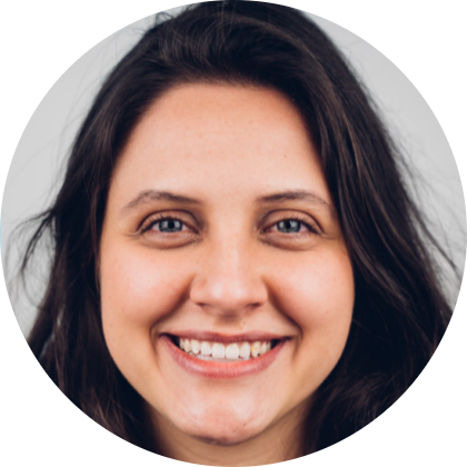 Go to the profile of Bianca Machado