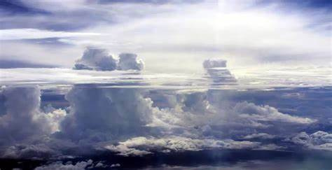 A possible wave dynamic configuration exists before the QBO interruptions occur