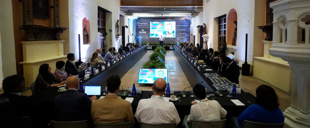 Galería | Navegando una Era Exponencial