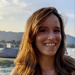 Go to the profile of Frida Trotter