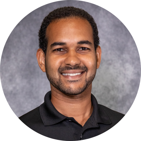 Go to the profile of Hiram Delgado