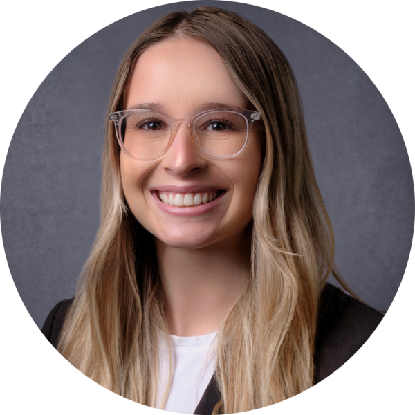 Go to the profile of Emma Mills