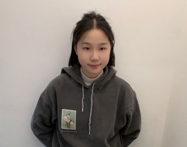 Go to the profile of Una Ding